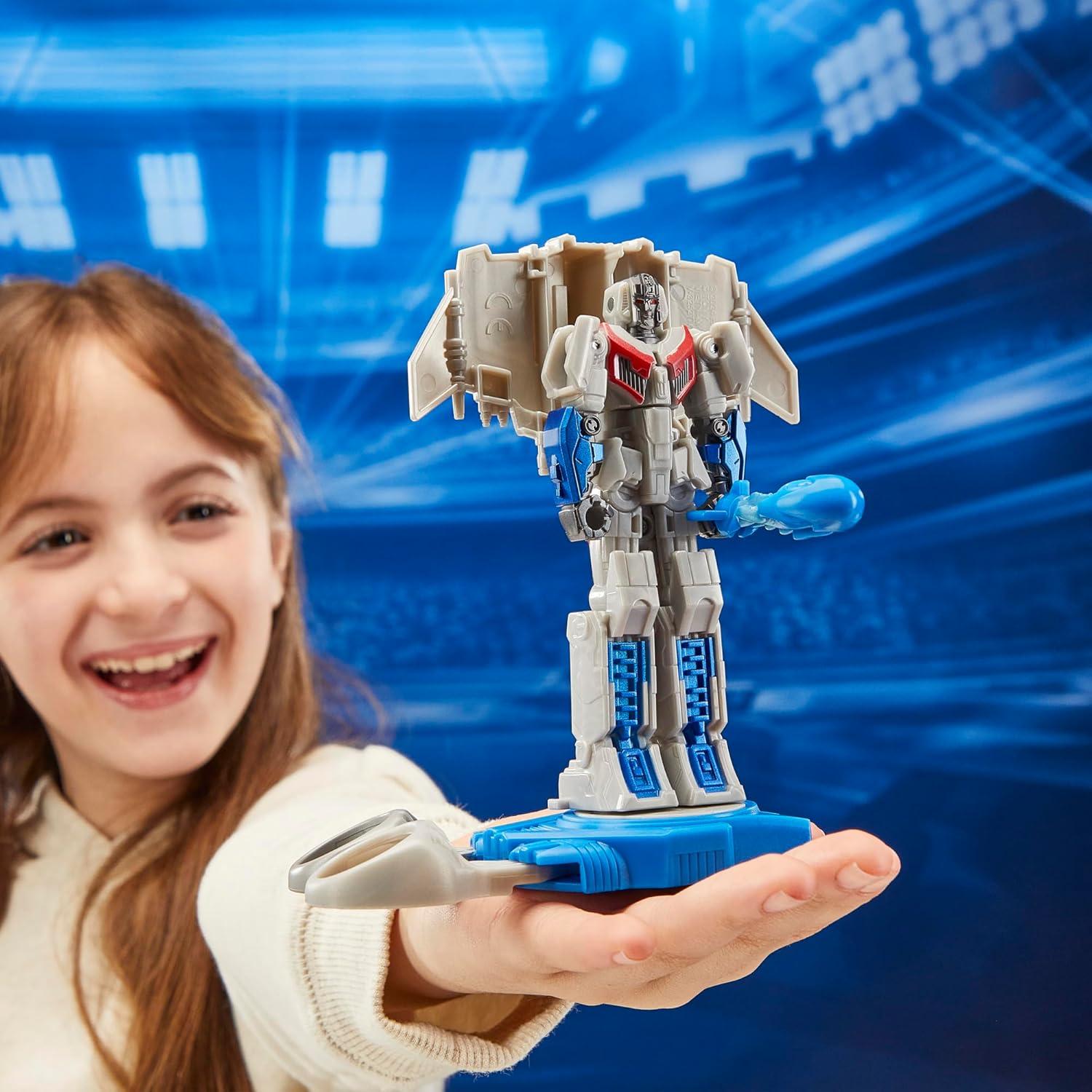 Figura de acción Transformers One Starscream 11.5 cm con Base