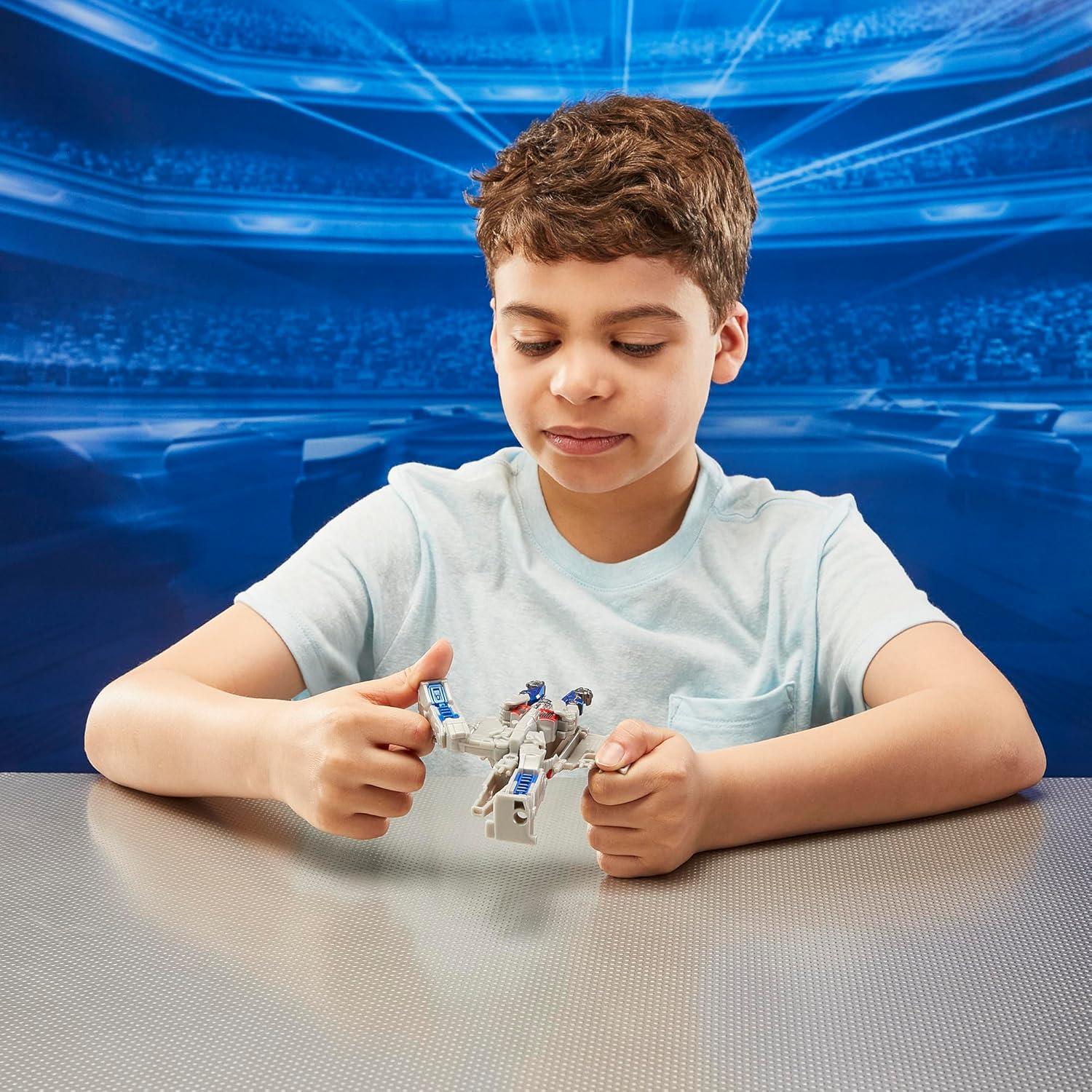 Figura de acción Transformers One Starscream 11.5 cm con Base