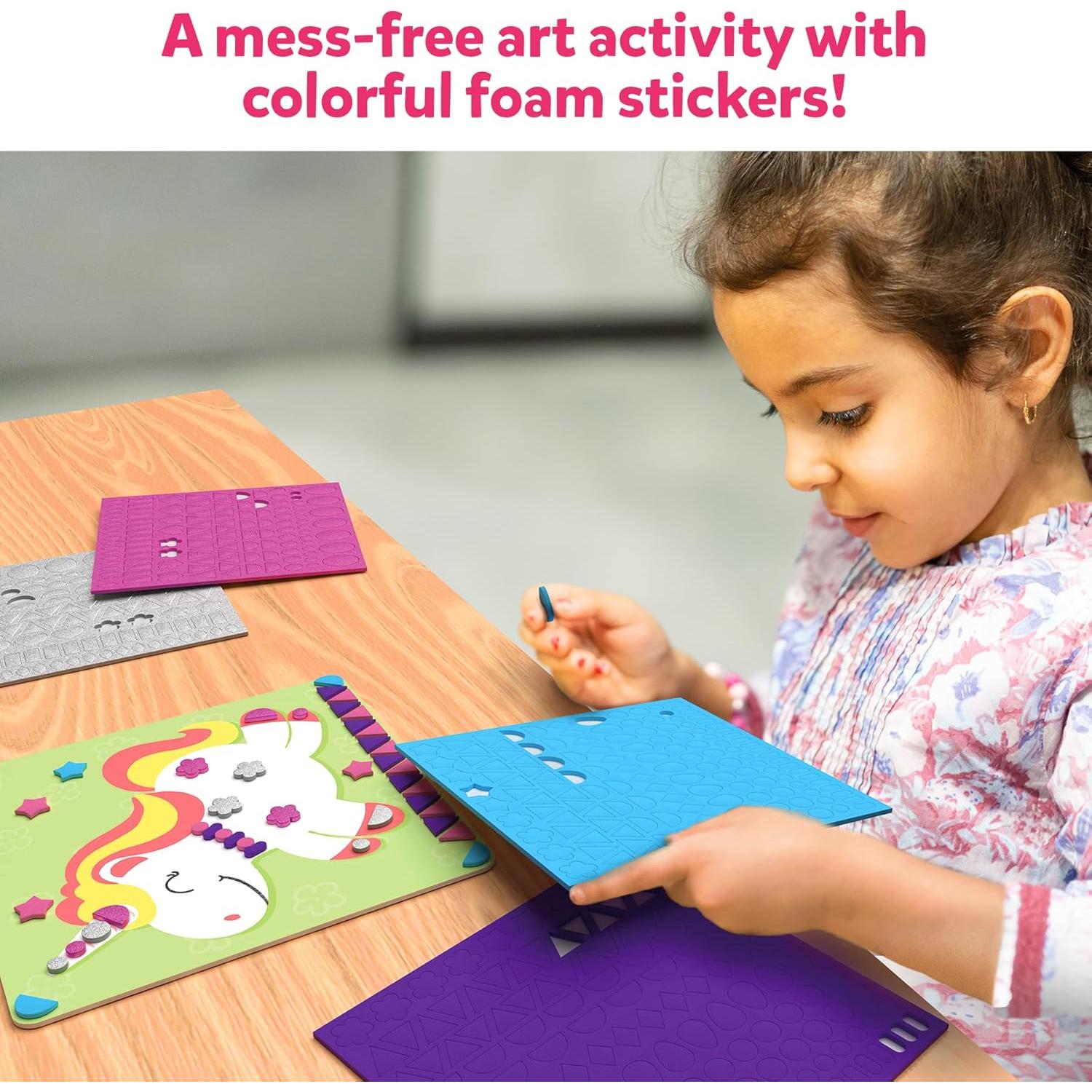 Kit de Arte Skillmatics Unicornios y Princesas 800 Stickers 3D