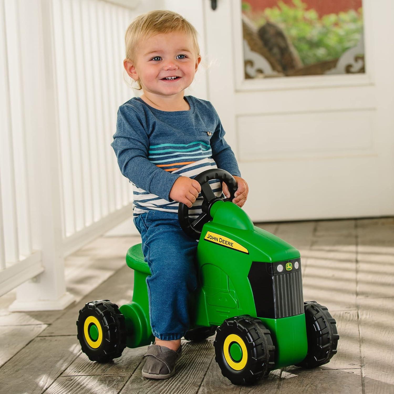 Tractor John Deere Sit 'N Scoot para Niños 18 Meses Verde