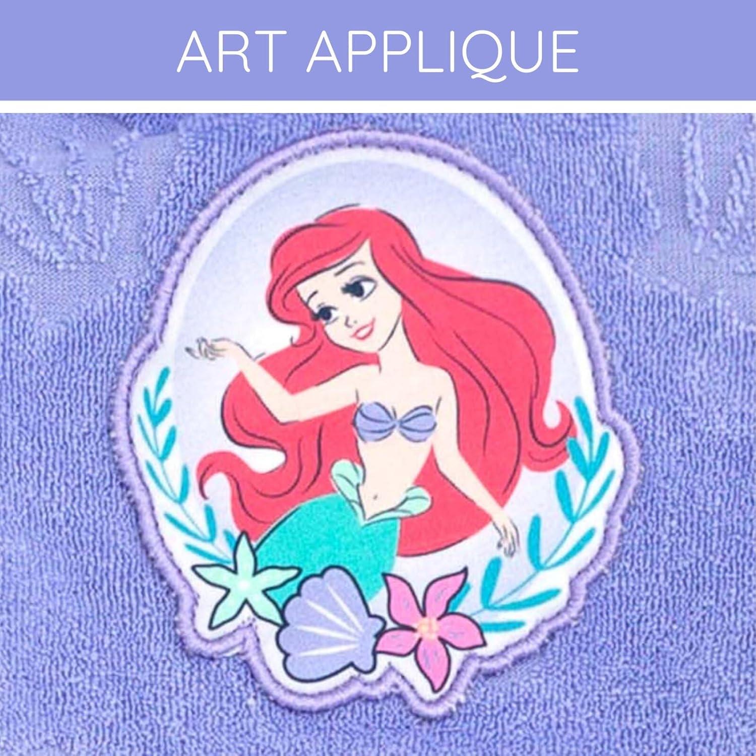 Cubierta de baño Disney Minnie Mouse 5T púrpura con capucha