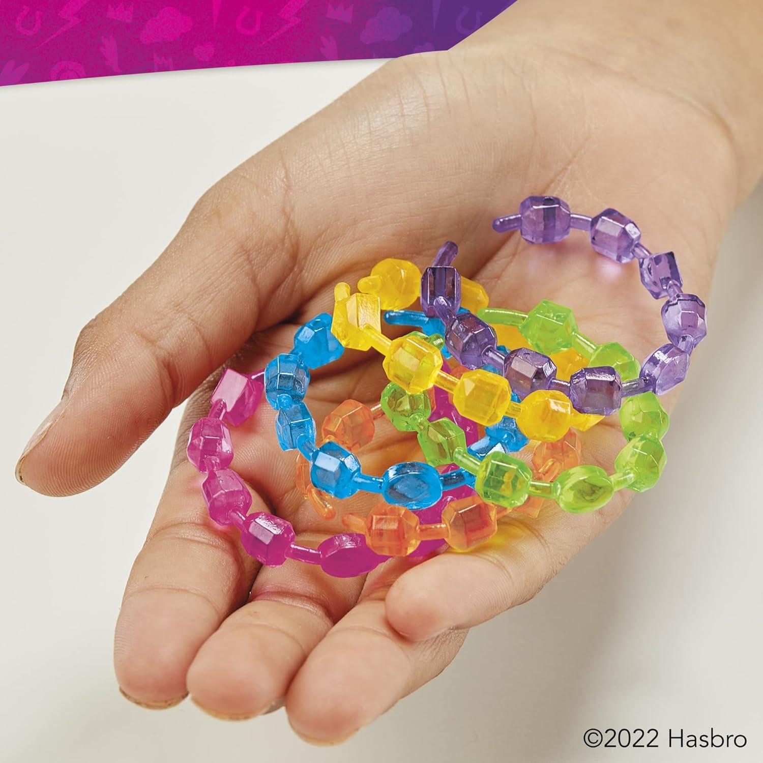 Muñeca Izzy Moonbow My Little Pony con Sonidos y Luces