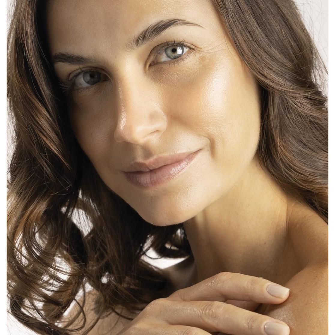 Crema BB FARMASi 30 ml Hidratante y Corrector para Piel Profunda