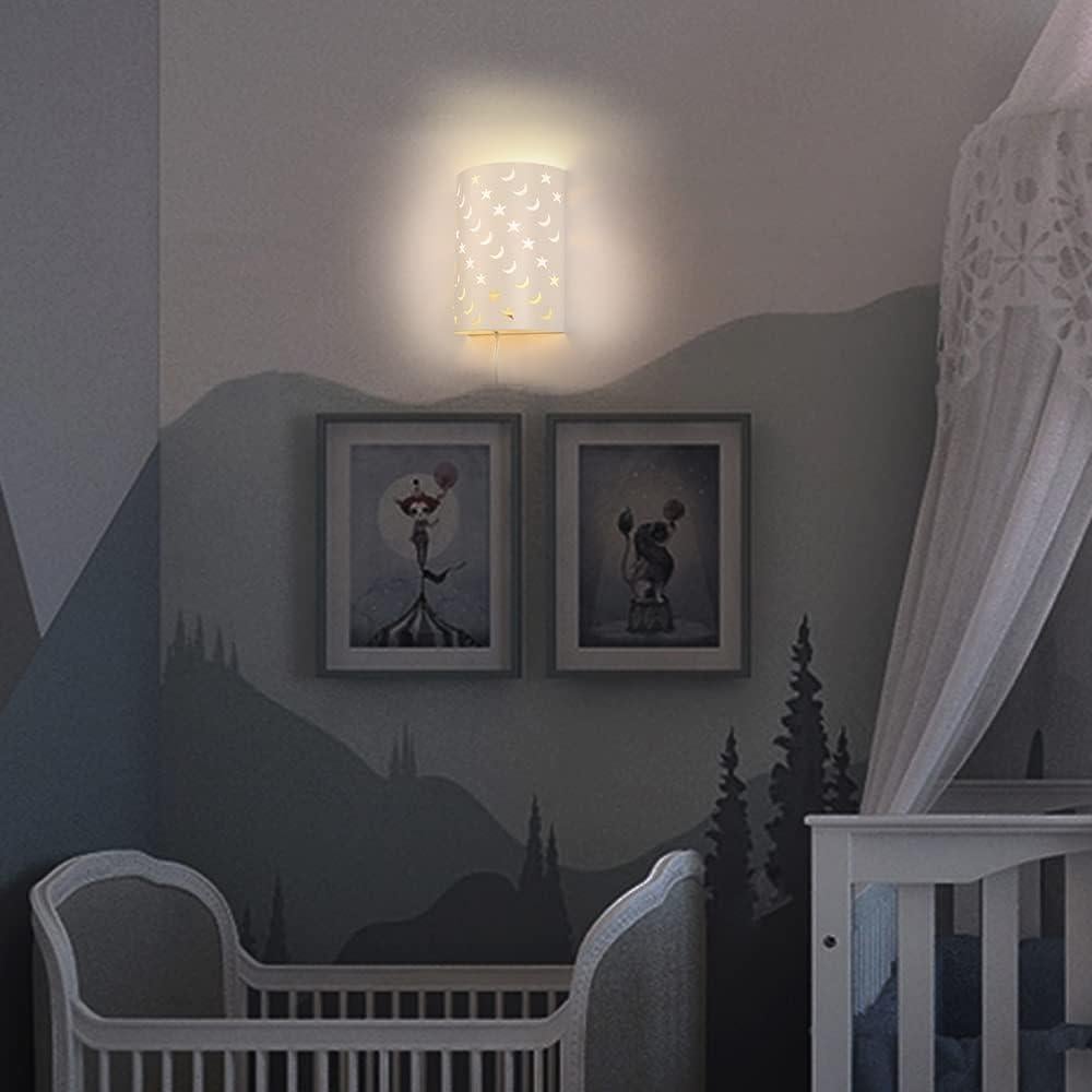 Aplique de Pared Enchufable AizzKry Estrellas y Lunas 27.9x22.9cm