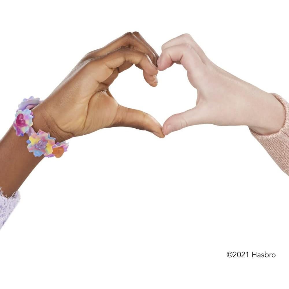 Unicornio Izzy Moonbow Hasbro 15 cm con accesorios