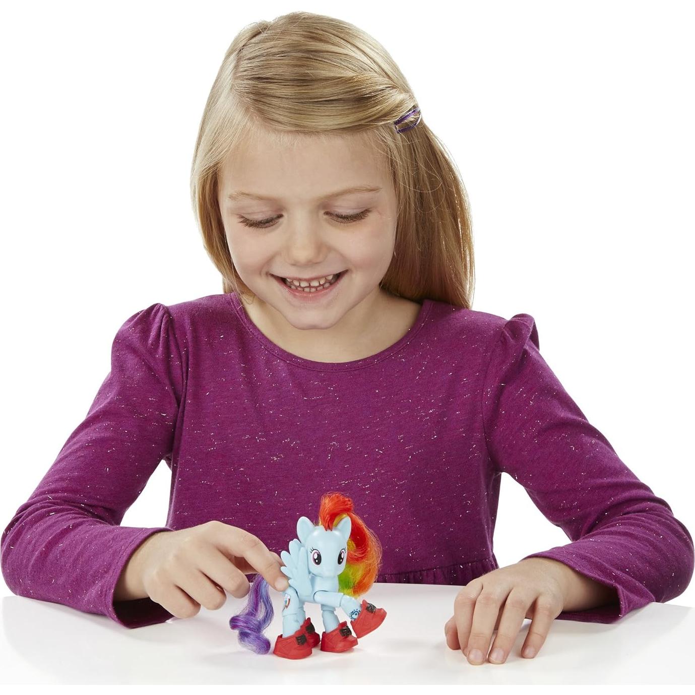My Little Pony Friendship is Magic Rainbow Dash Sightseeing Figure