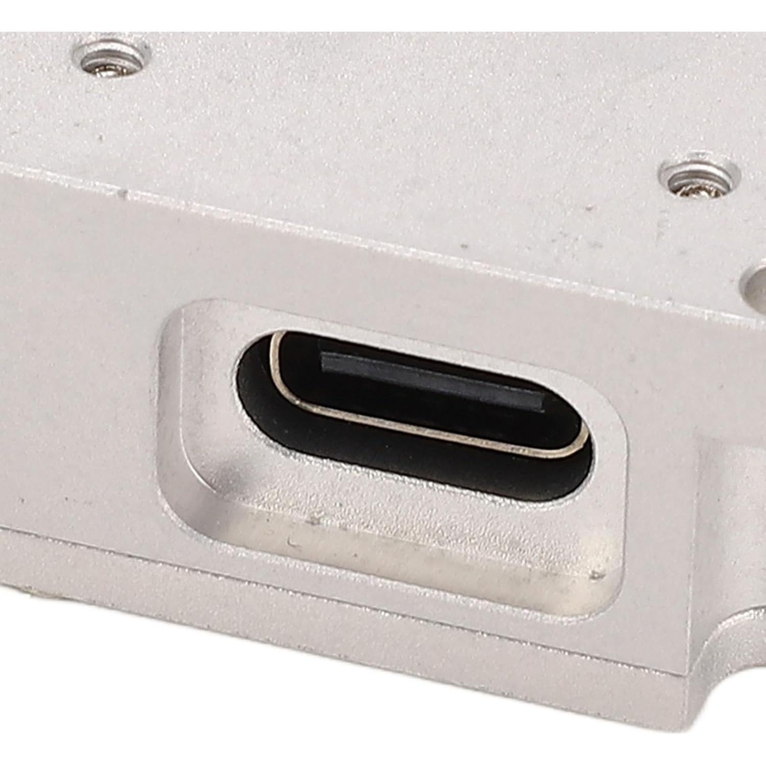 Amplificador LNA de Bajo Ruido WALFRONT 10M-6GHz 20dB SMA