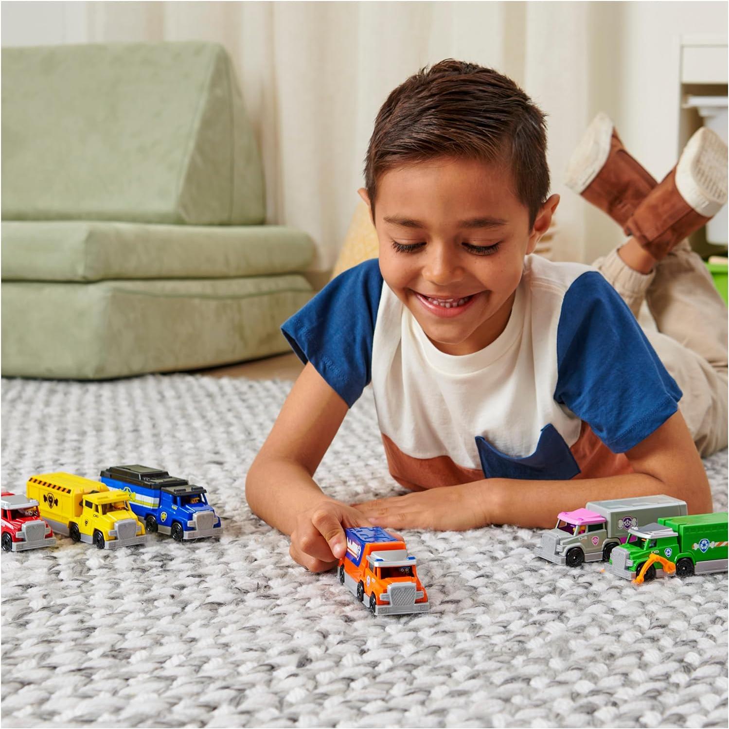 Vehículo de Metal PAW PATROL Marshall 1:55 con detalles reales