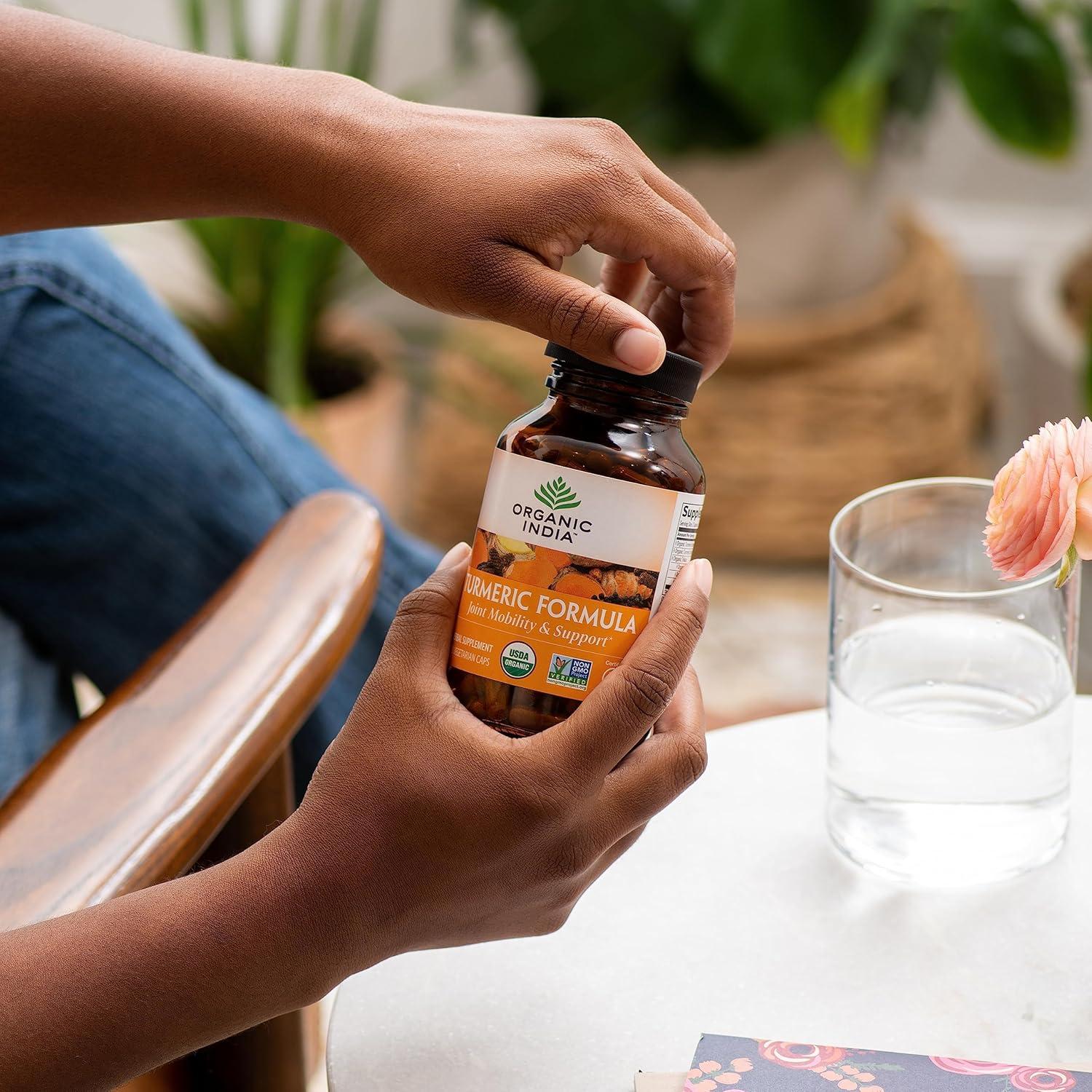 Cápsulas de Cúrcuma Orgánica Organic India - 90 Unidades