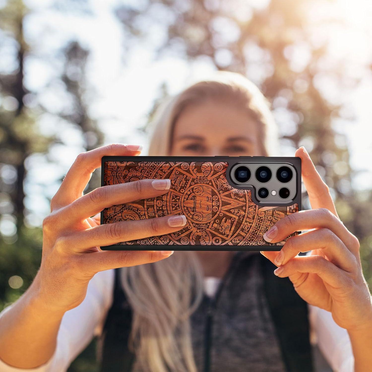 Funda de Madera Carveit para Galaxy S24 Ultra - Calendario Maya