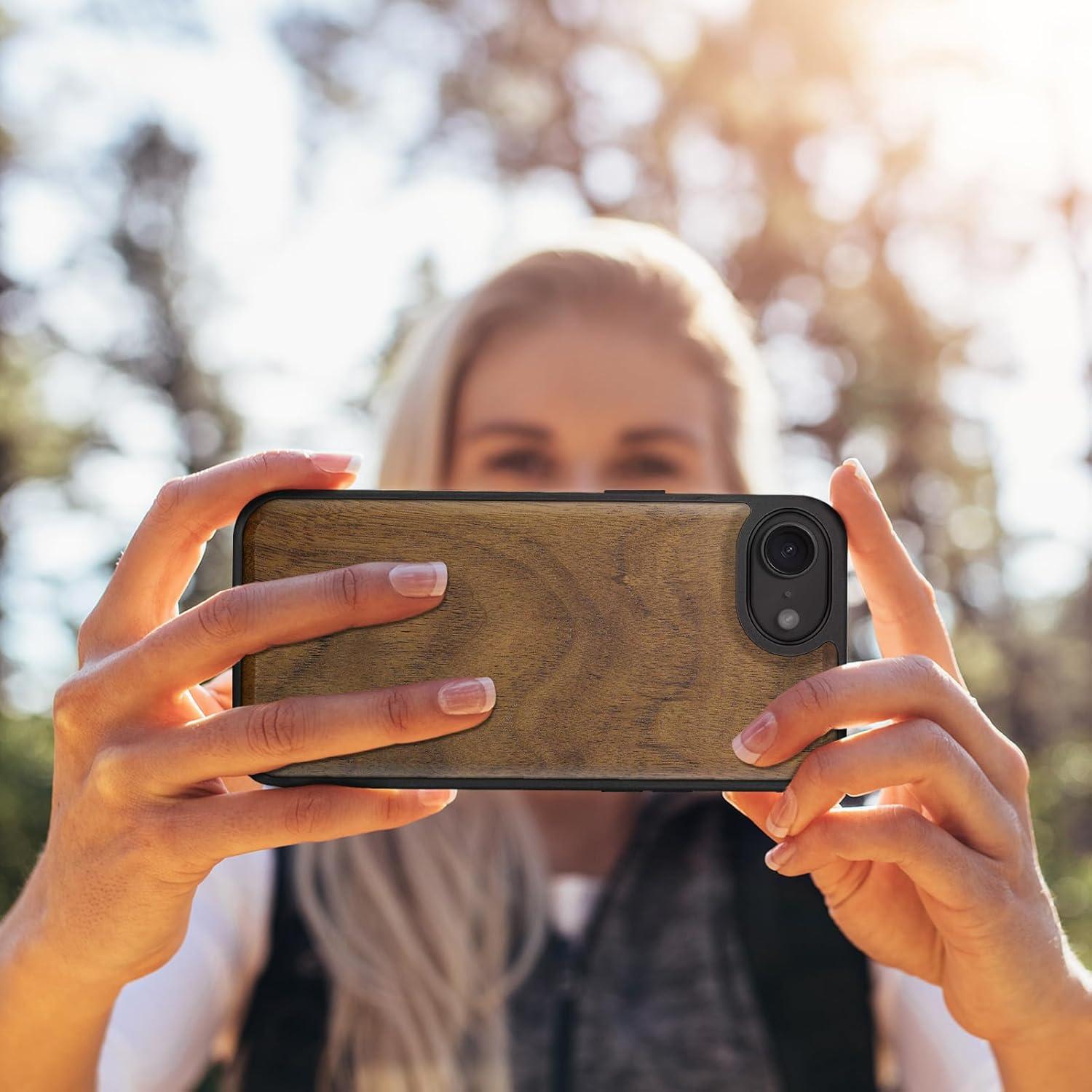 Funda de Madera Magnética Carveit para iPhone 16e, TPU Negro