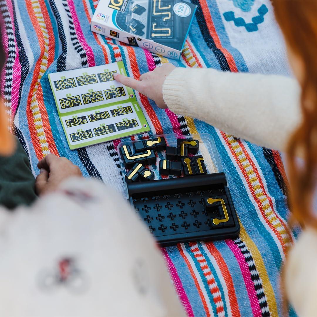 Juego de Viaje IQ Circuit SmartGames - 120 Desafíos, 8+ Años