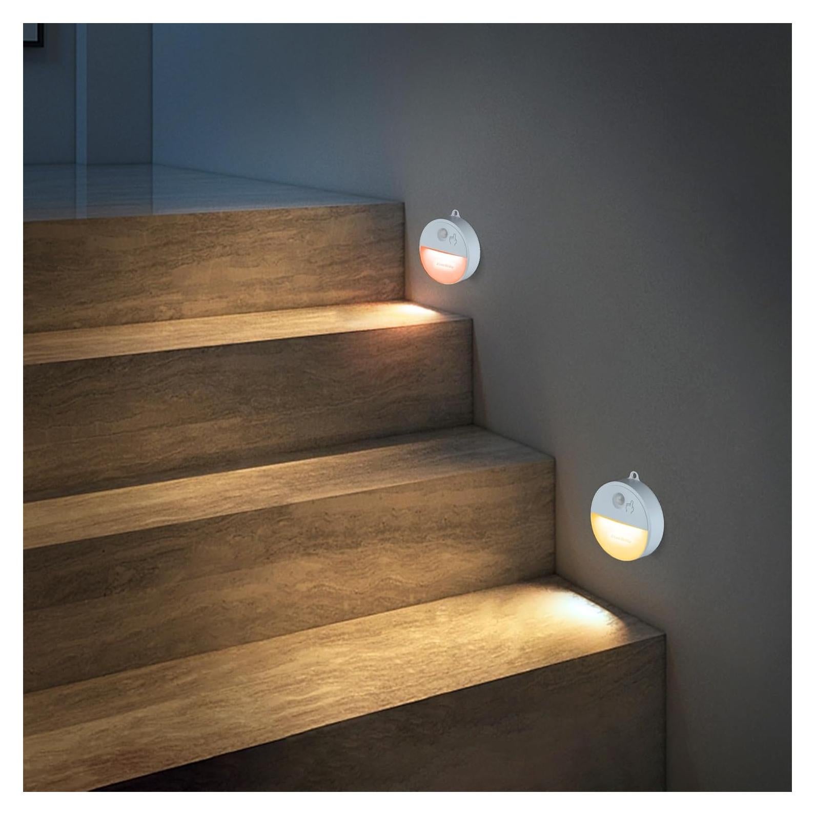 Luz Nocturna LED EverBrite con Sensor de Movimiento RGB - 6 Pzs