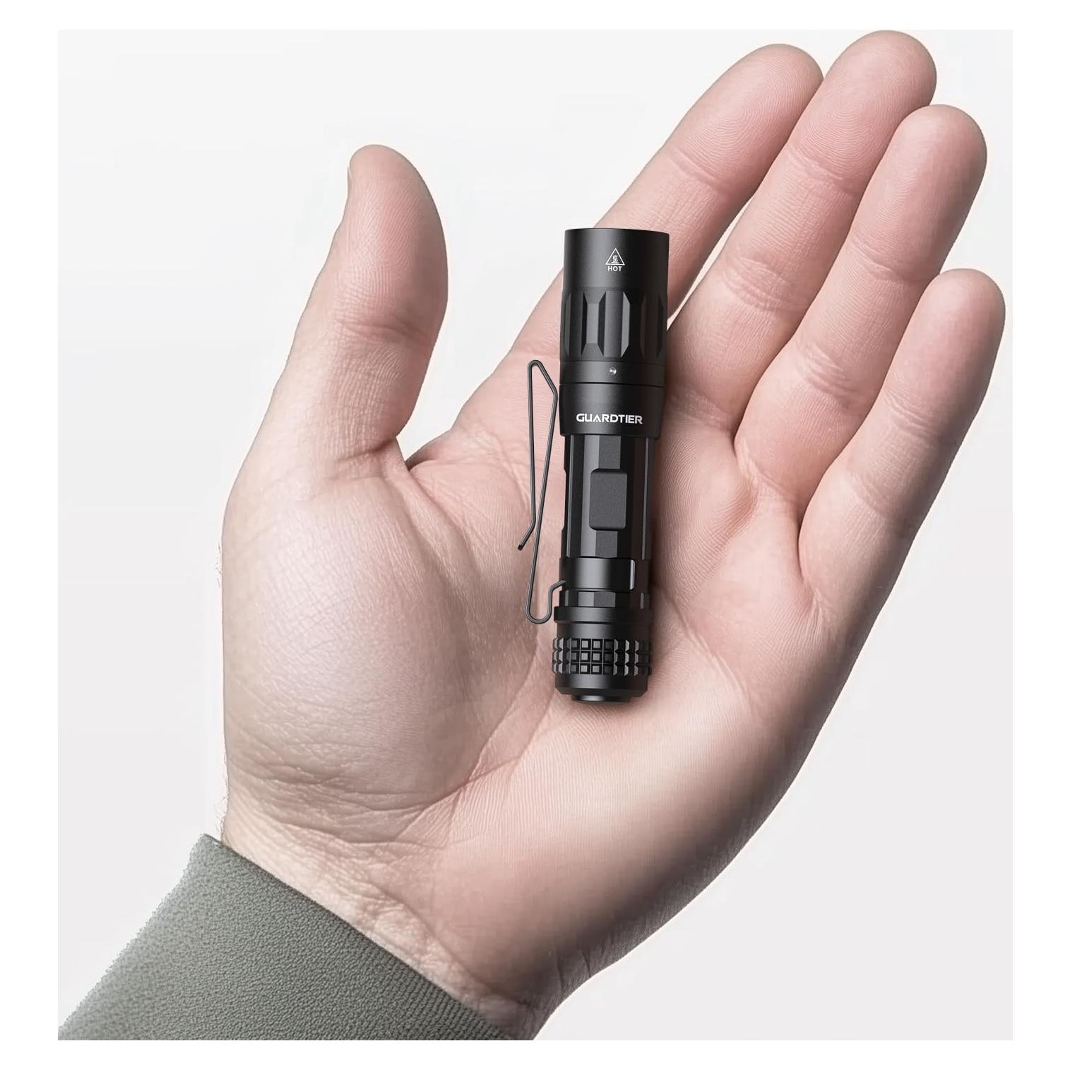 Linterna EDC Guardtier M70 1100 Lúmenes Recargable USB-C