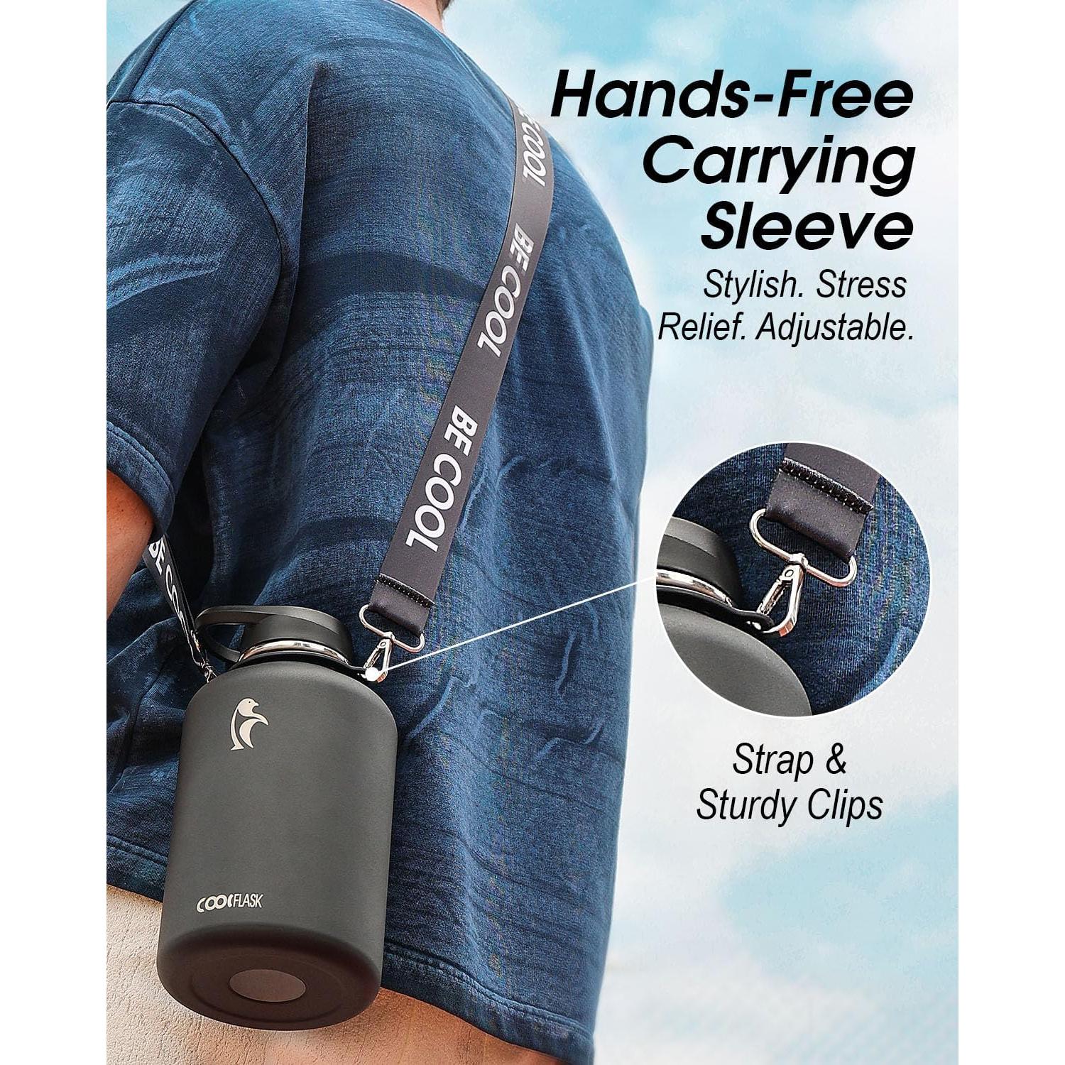 Botella de Agua Aislada Coolflask 1.81L Negra con Correa