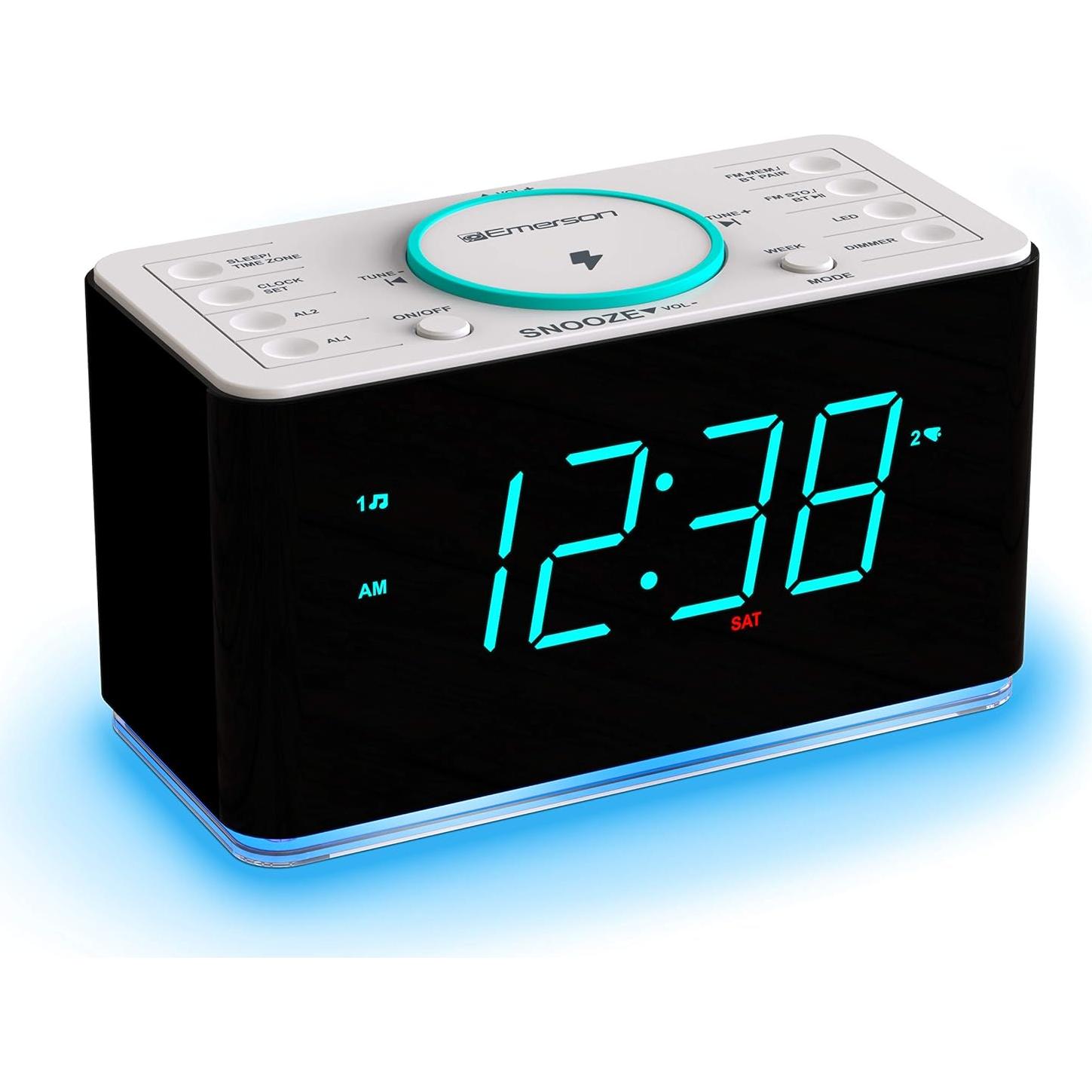 Reloj Despertador Emerson ER100401 con Cargador Inalámbrico 15W