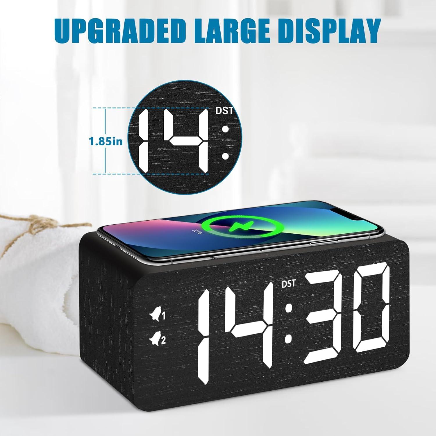 Reloj Despertador Digital URAYCO de Madera con Cargador 10W