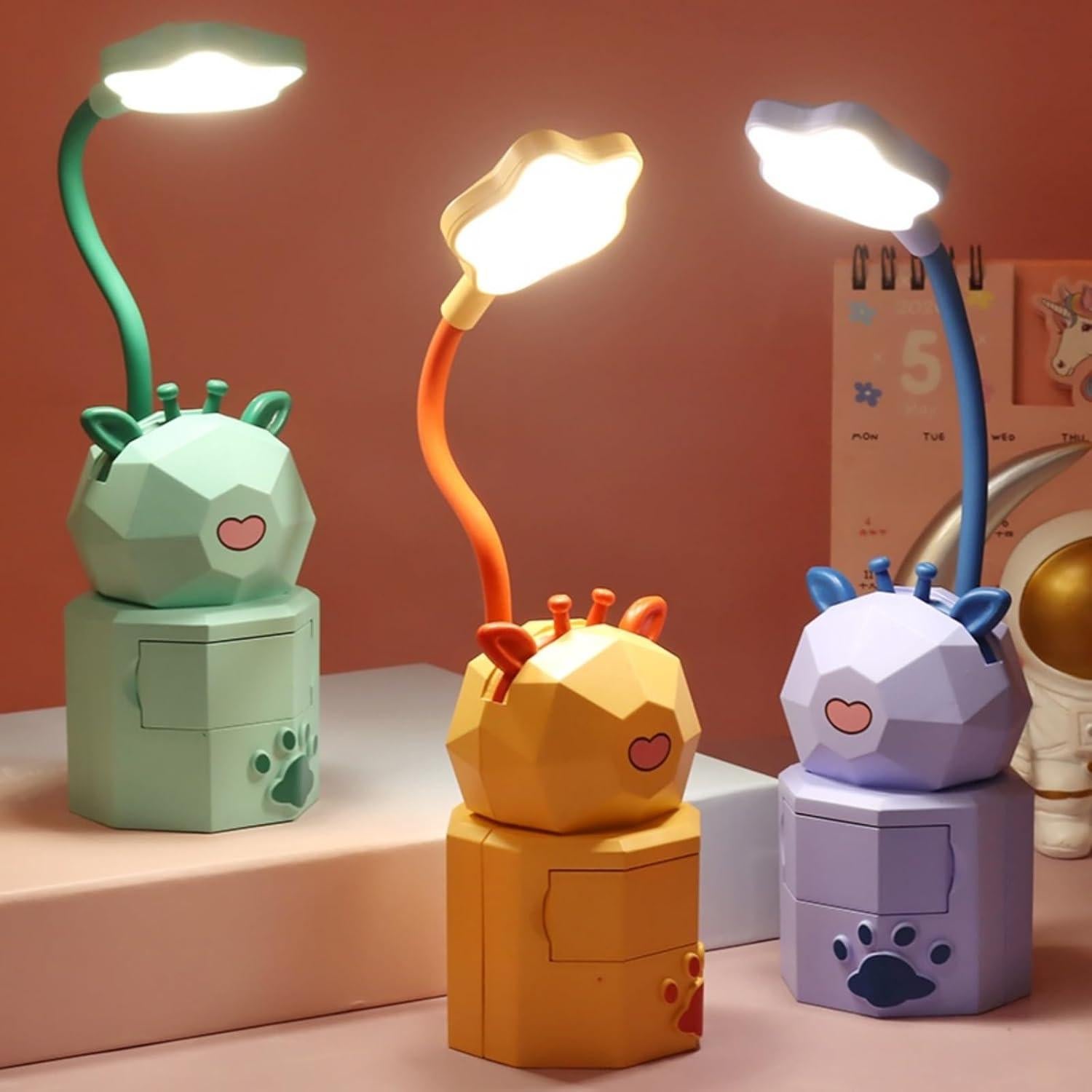 Lámpara de Escritorio LED Atigmdc Plegable Recargable USB Amarillo