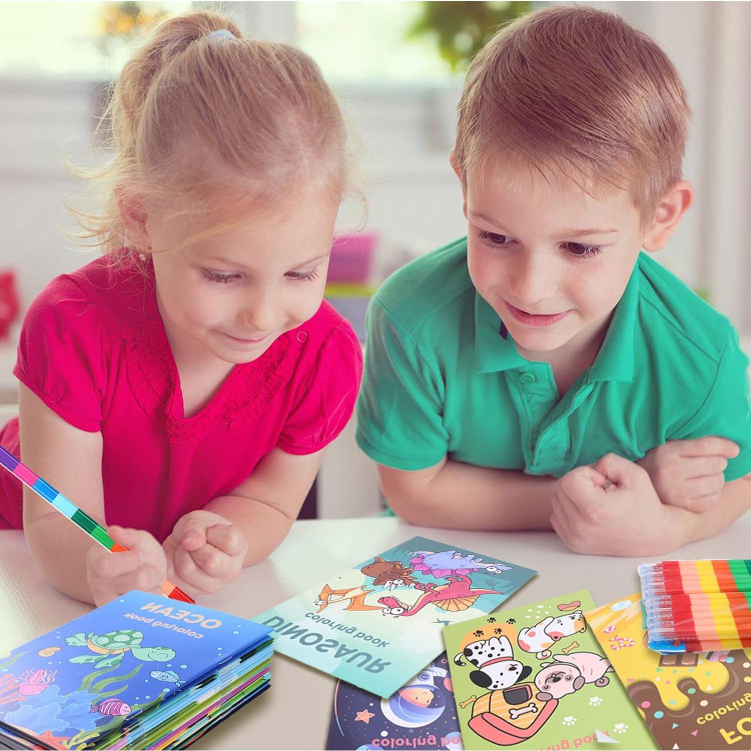 Paquete de 24 Libros para Colorear Riccioney con Crayones