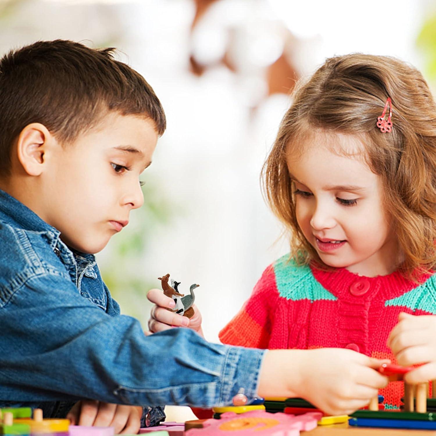 Juguetes de Animales de Granja Esoes - 12 Figuras Realistas