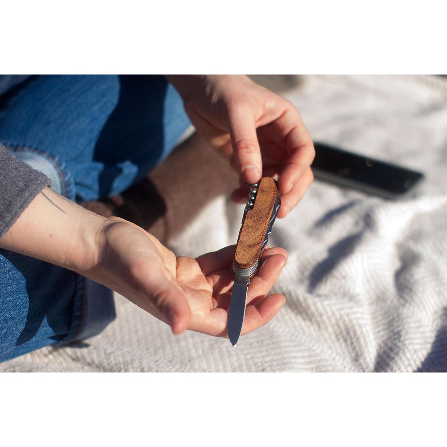 Cuchillo de Bolsillo Multi-funcional 11 en 1 Stephanie Imports