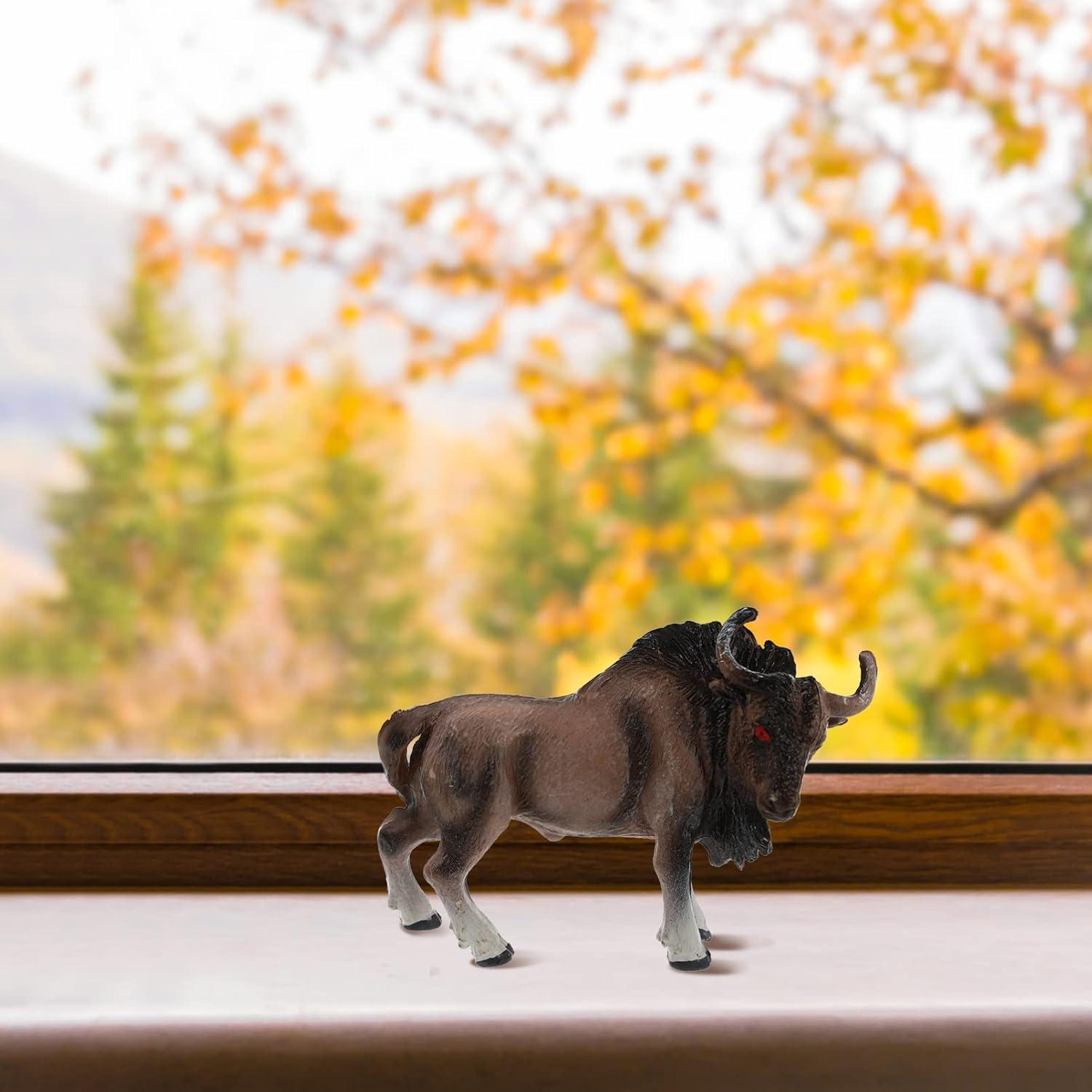 Juego de 4 Figuras de Ganado Miniatura - Vaca y Toro