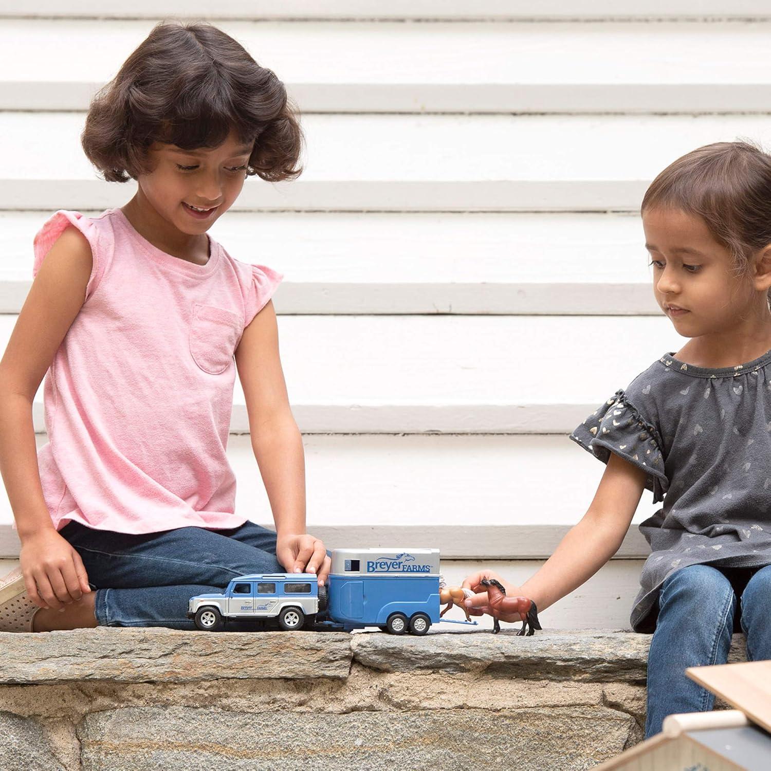 Breyer Granjas Land Rover y Remolque con 2 Ponis 1:32