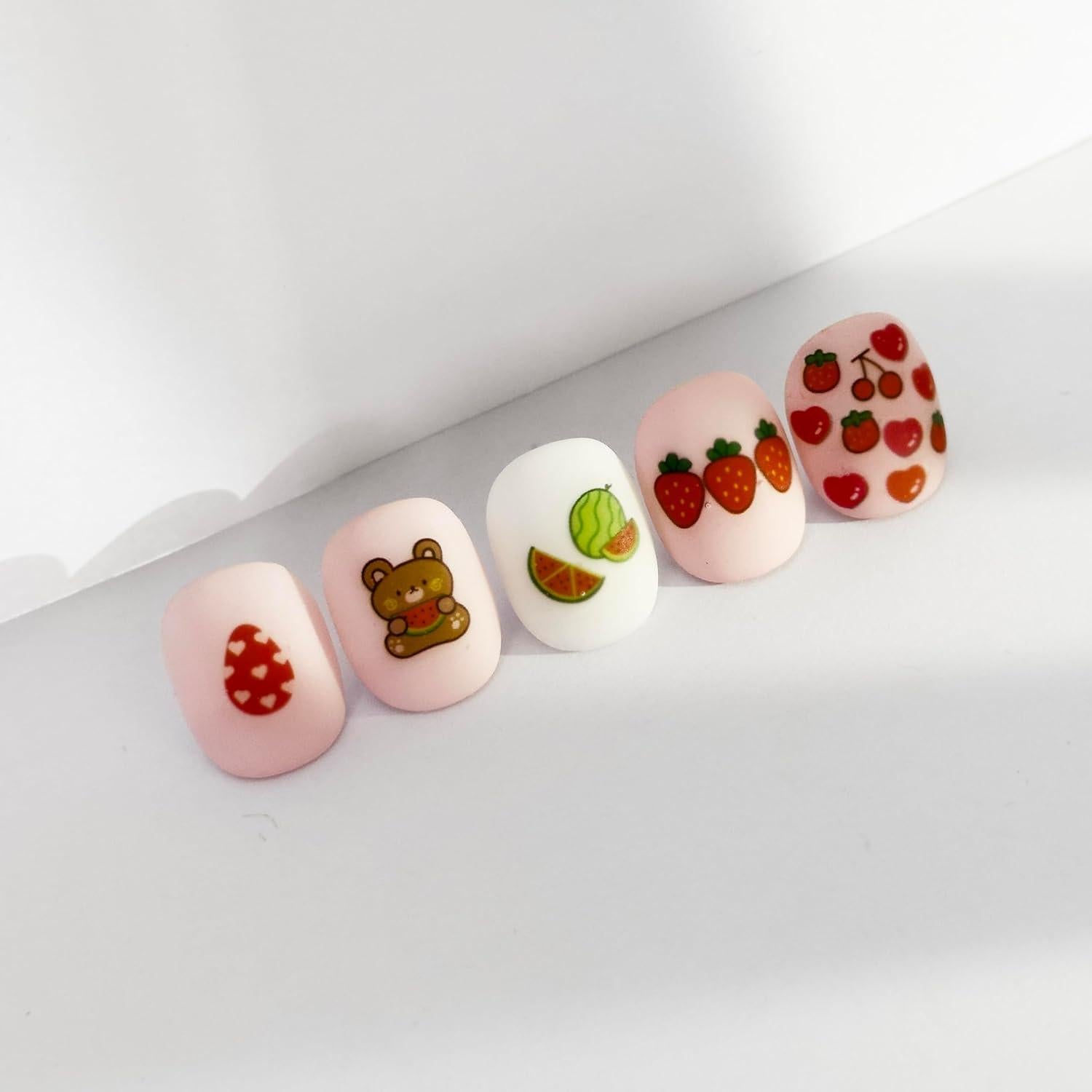 Calcomanías de Uñas Okiyomi 15 Hojas Brillan en la Oscuridad