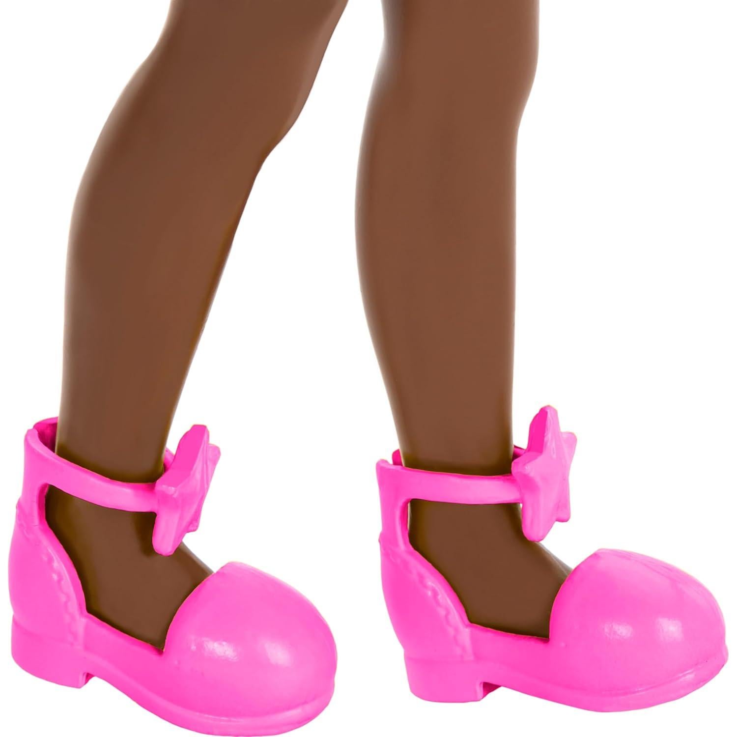 Muñeca Barbie Chelsea Pequeña con Vestido Floral Morado