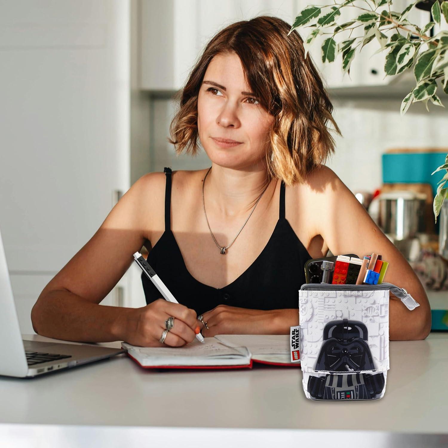 Estuche de Lápices Pop Up LEGO Star Wars Darth Vader 53458