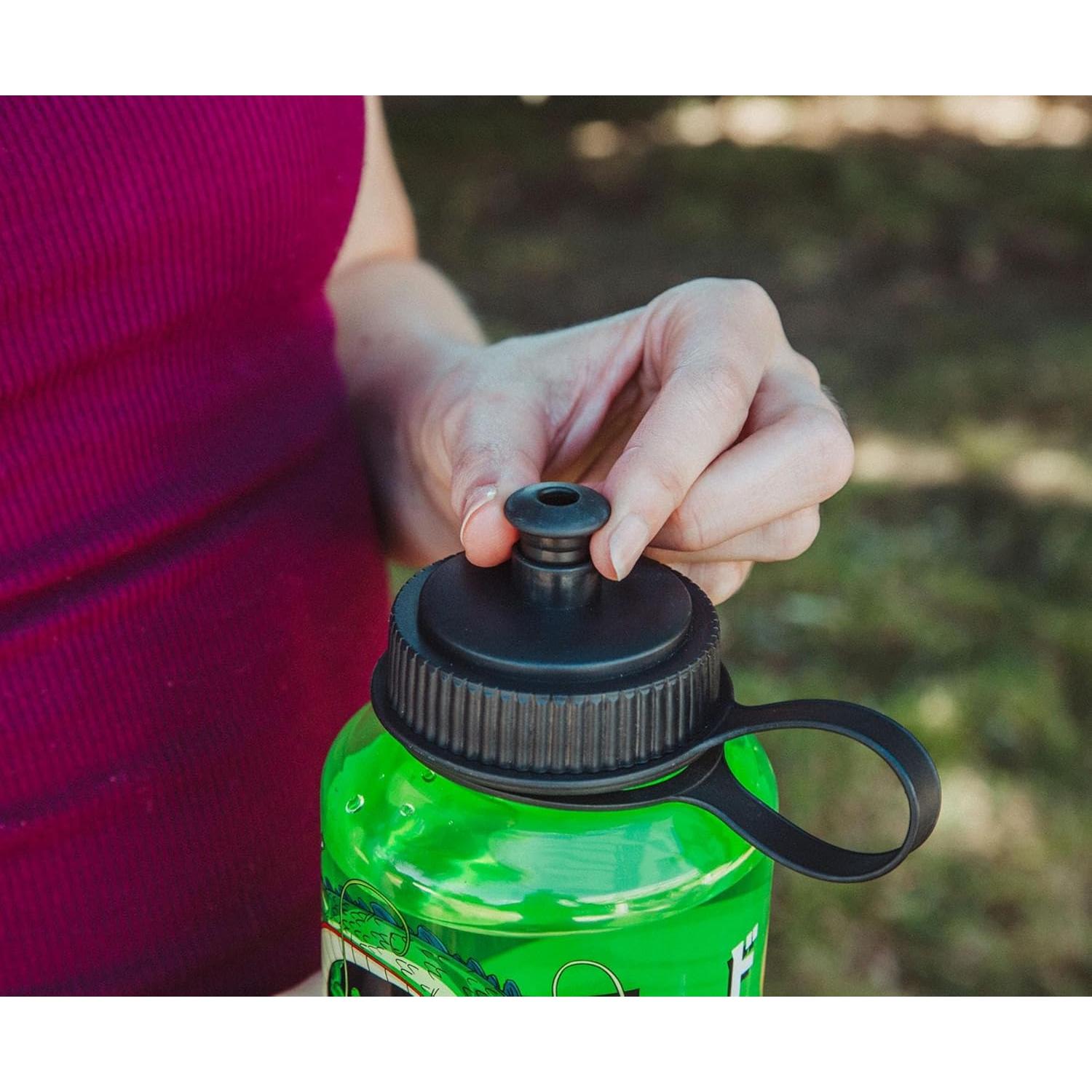 Botella de Agua Just Funky Shenron Dragon Ball Z 0.95L Verde