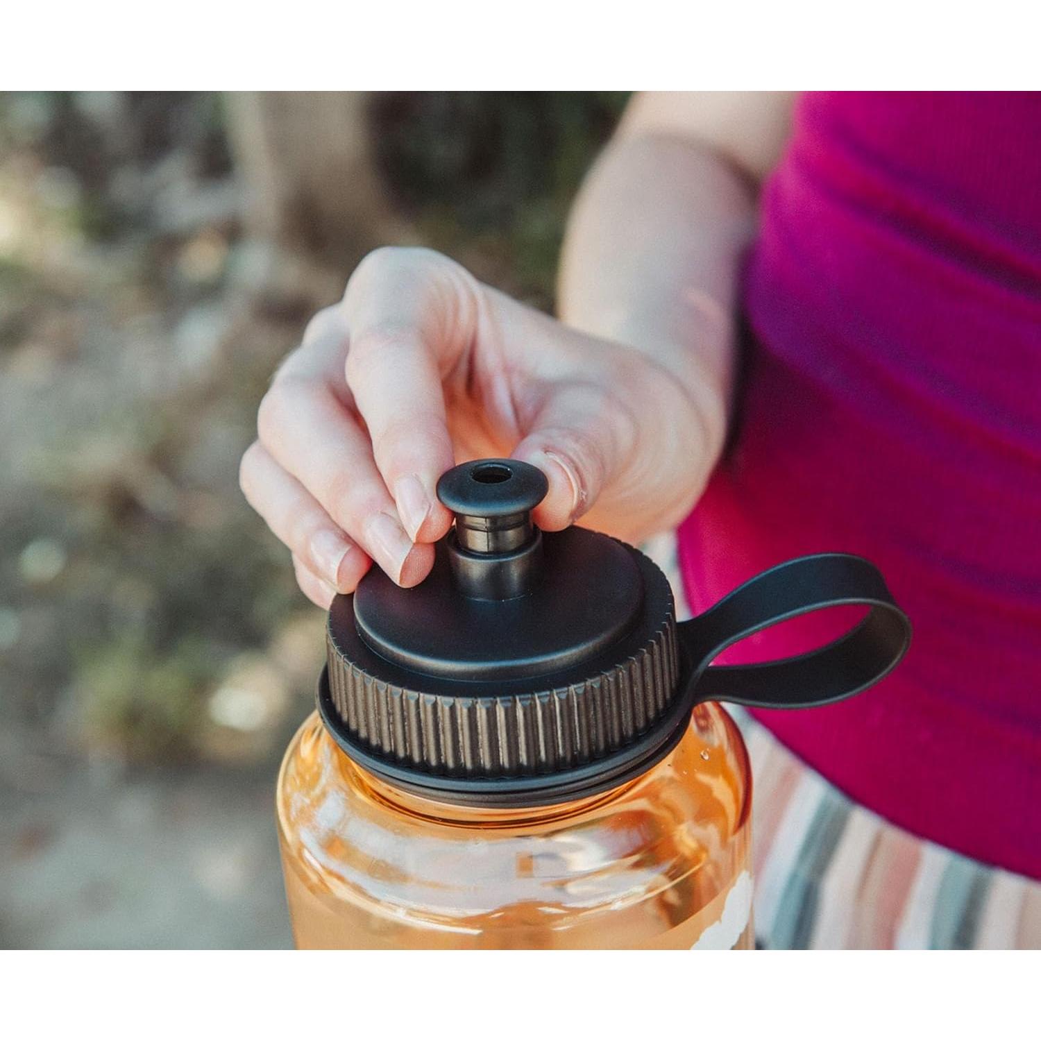 Botella de Agua Naruto Shippuden Just Funky 946ml Naranja