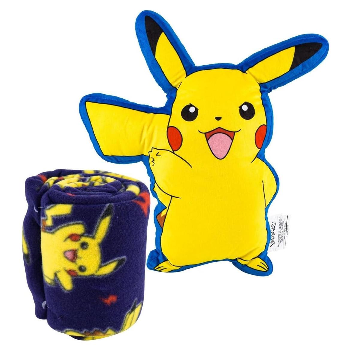 Conjunto de Viaje Pikachu NORTHWEST - Manta 101.6x127 cm y Peluche 38.1 cm