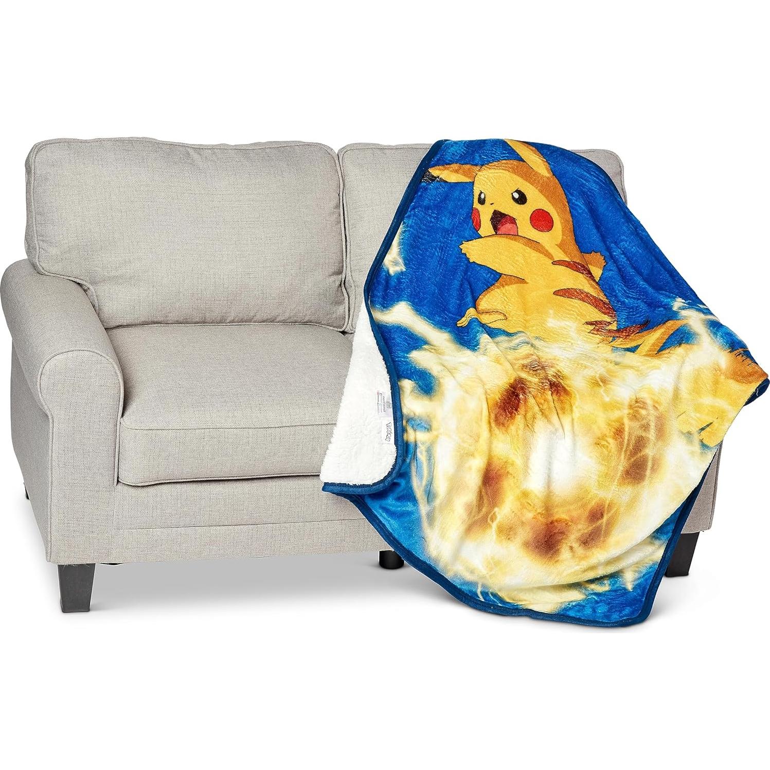 Manta de Lanzamiento Sherpa Pokemon Northwest 101.6x127cm