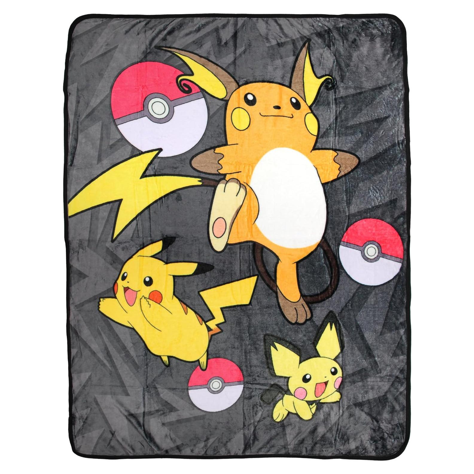 Manta de Lanzamiento Pokemon Pikachu Evoluciones 117x153cm