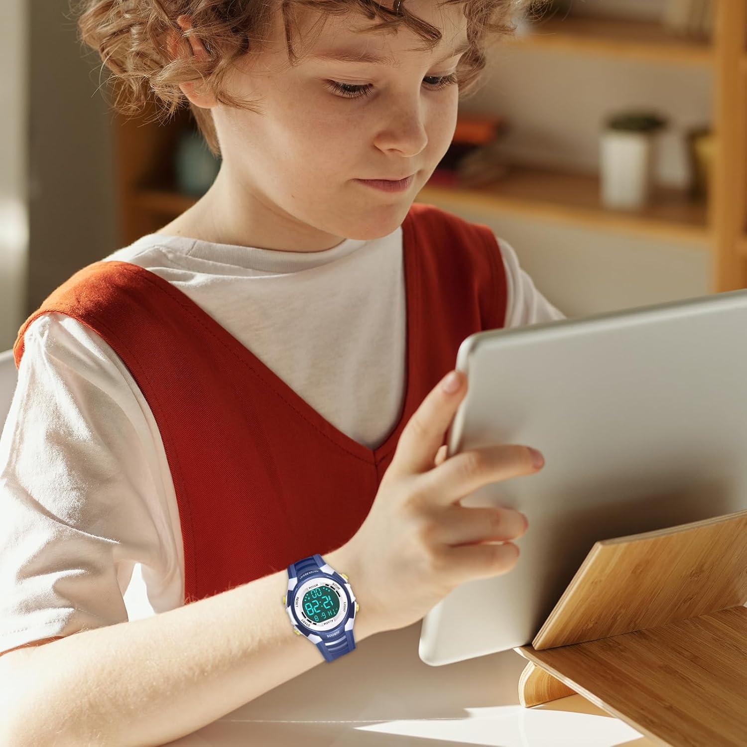 Reloj Digital Juboos para Niños 5-18 Años Impermeable LED