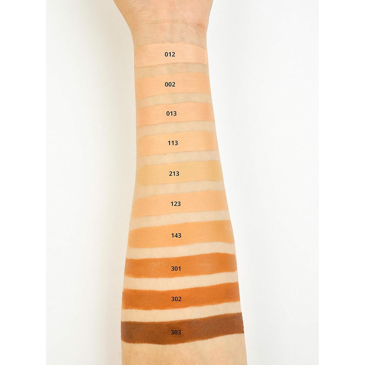 Base de Maquillaje Hidratante Koh Gen Do Cálido 123 1.7g