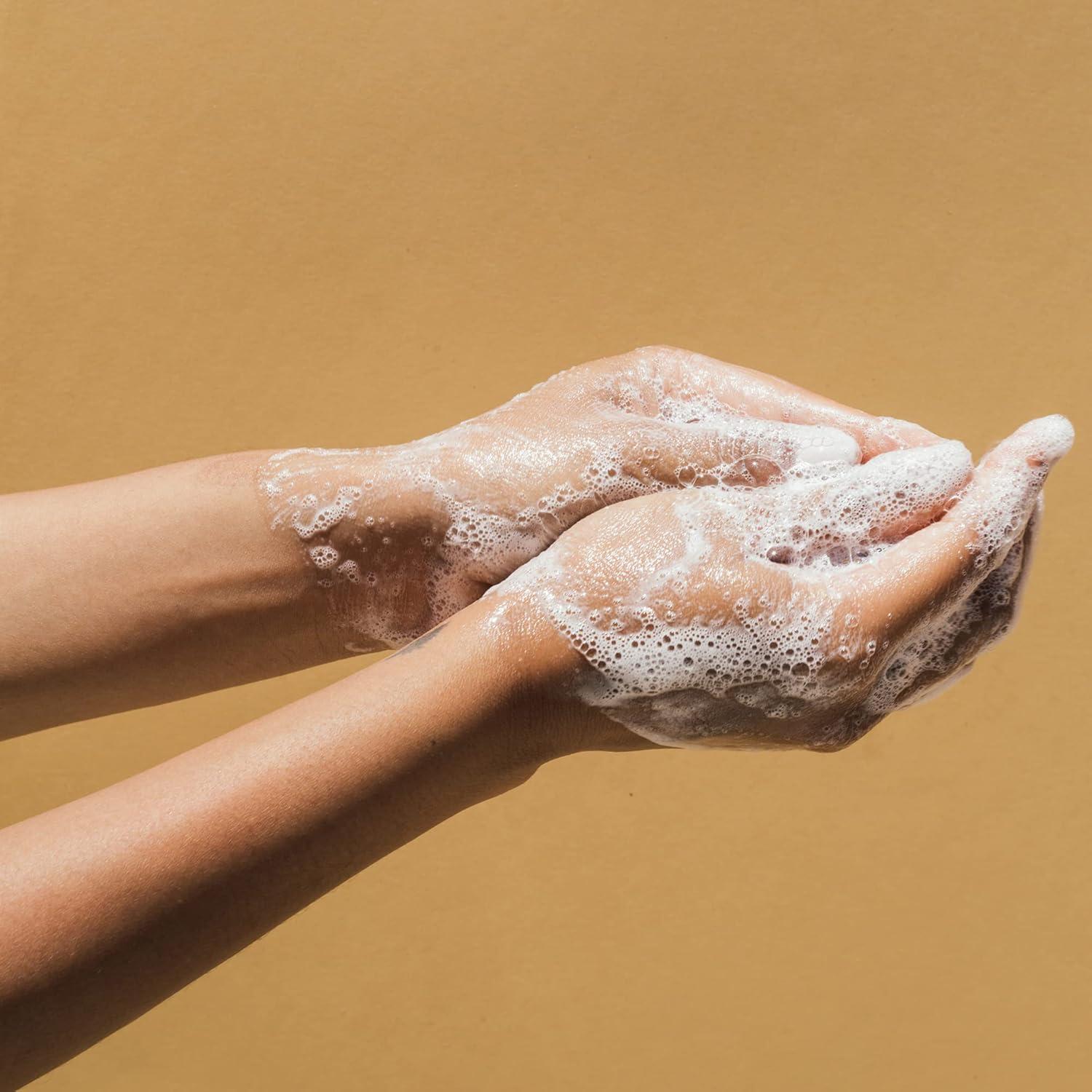 Champú Hidratante PATTERN Beauty 289.6 ml con Miel y Biotina