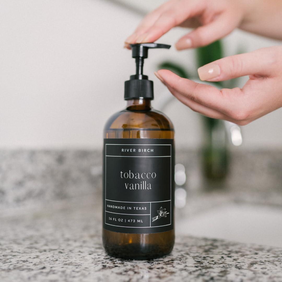 Jabón de Mano Natural River Birch 473ml - Aroma Tabaco y Vainilla