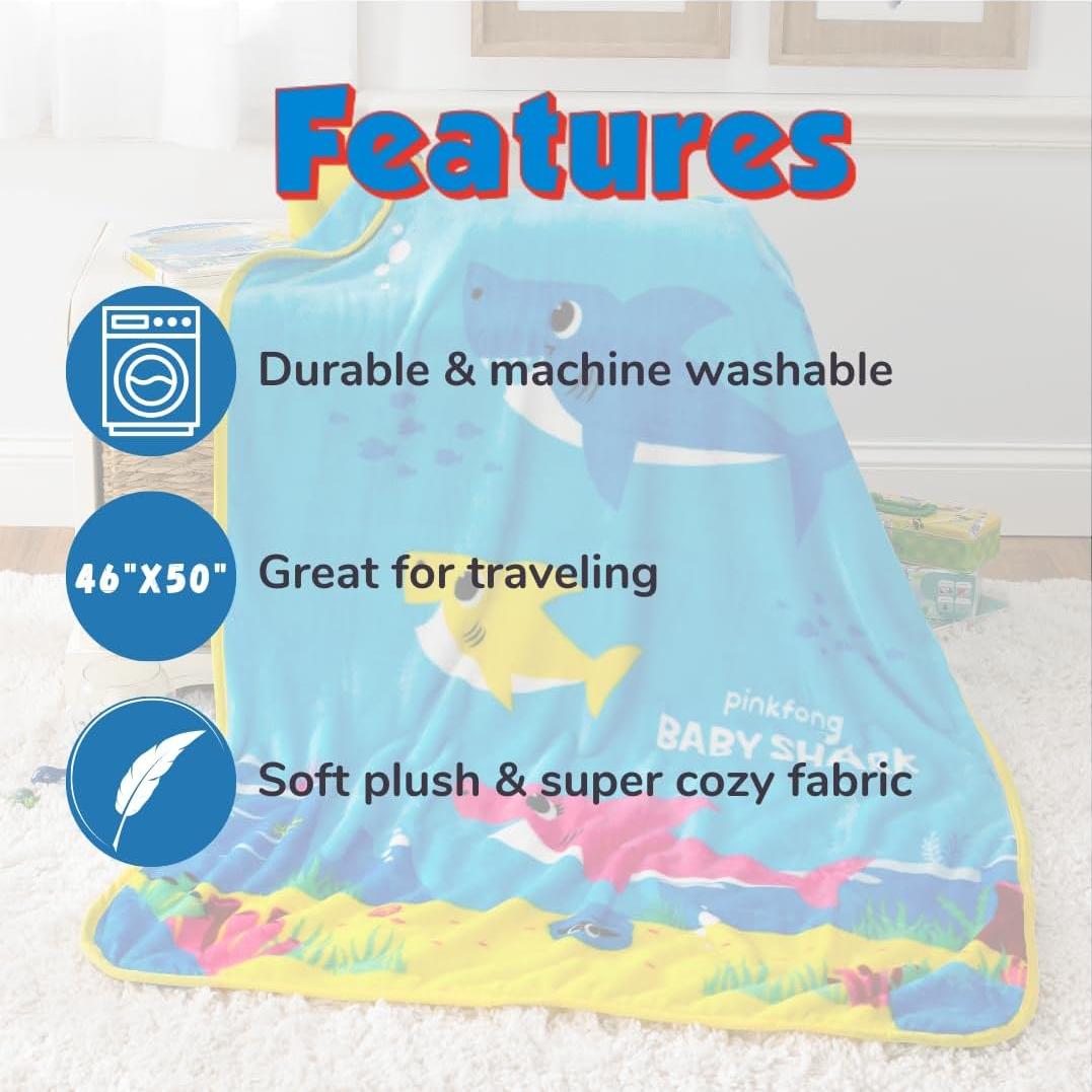 Manta Baby Shark Franco 101.6x127 cm Suave y Colorida