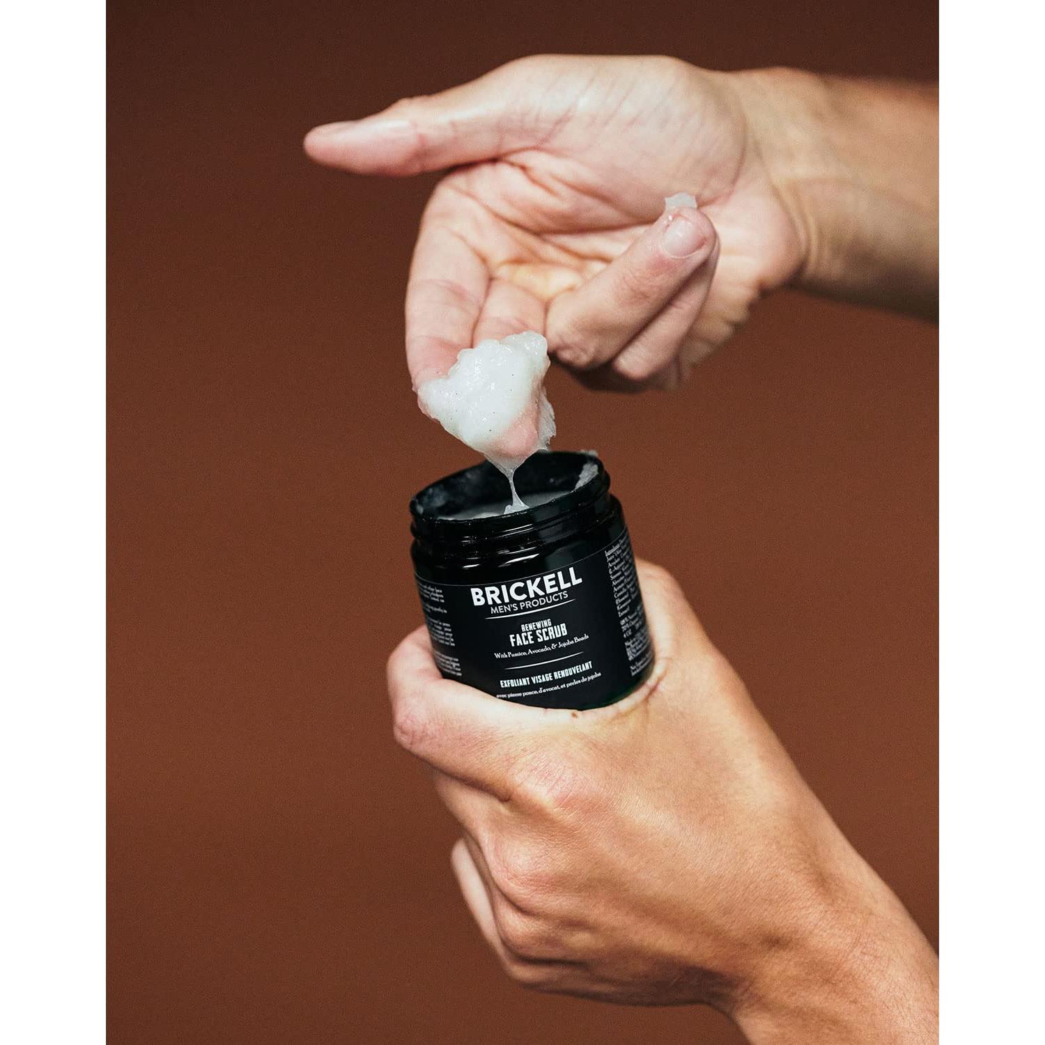 Exfoliante Facial Brickell para Hombres 56.7g Natural Orgánico