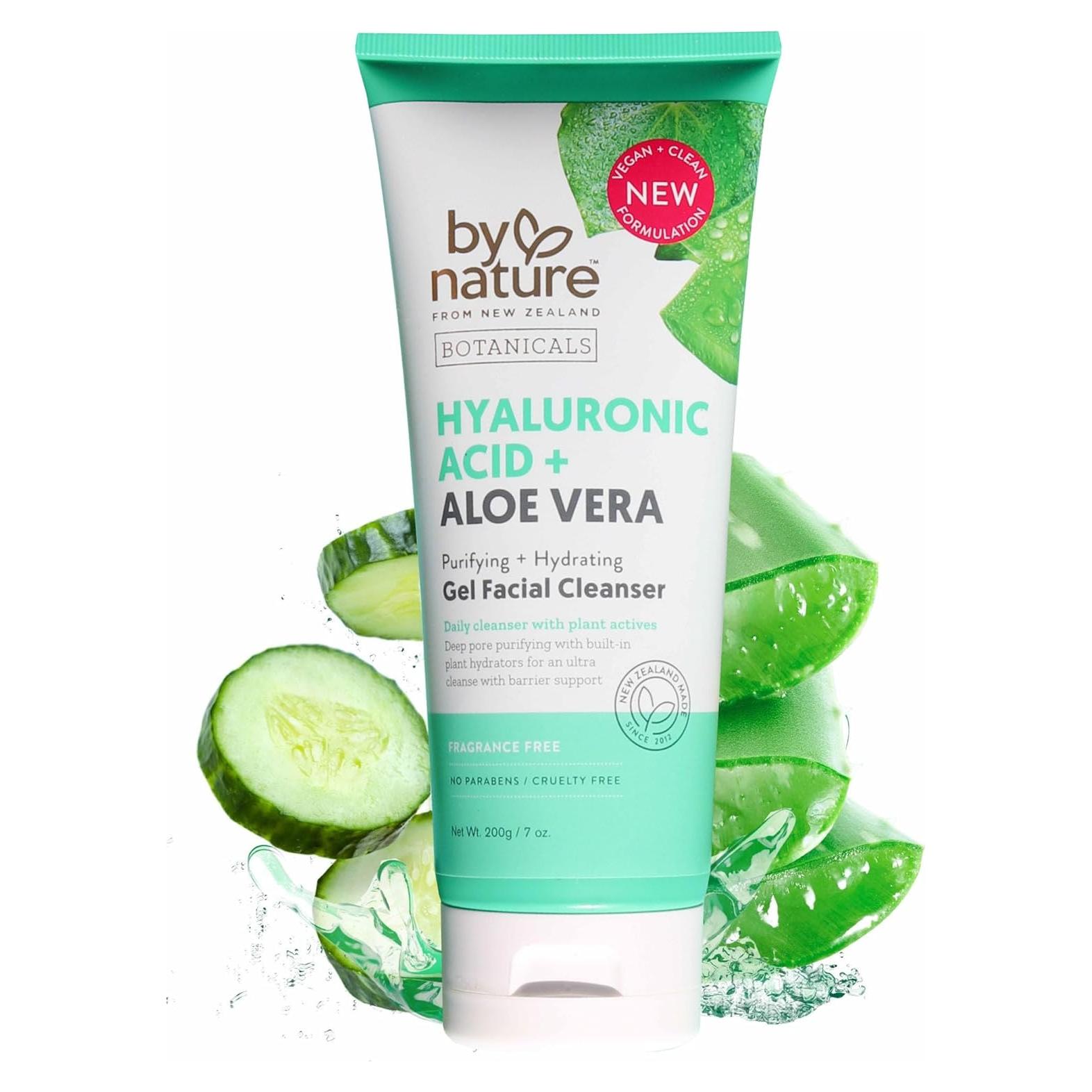 Limpiador Facial Gel Por Naturaleza 198.4g Ácido Hialurónico Aloe Vera