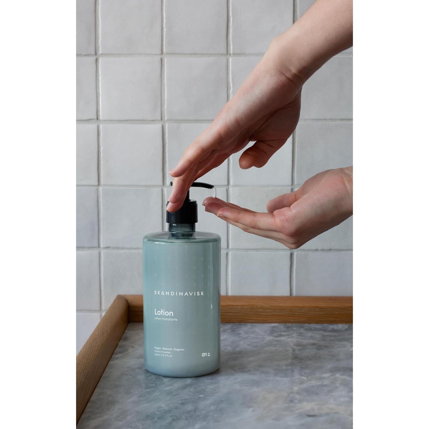 Loción Hidratante para Manos y Cuerpo Skandinavisk ØY 500 ml