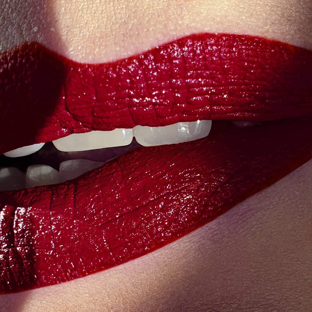 Pintalabios MODE Lustre Rojo Sangre Crema 58 Hidratante 3.7g