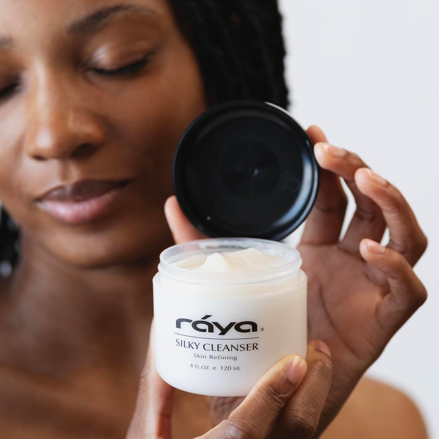 Limpiador Facial Hidratante Raya R-114 con Manzanilla 123g