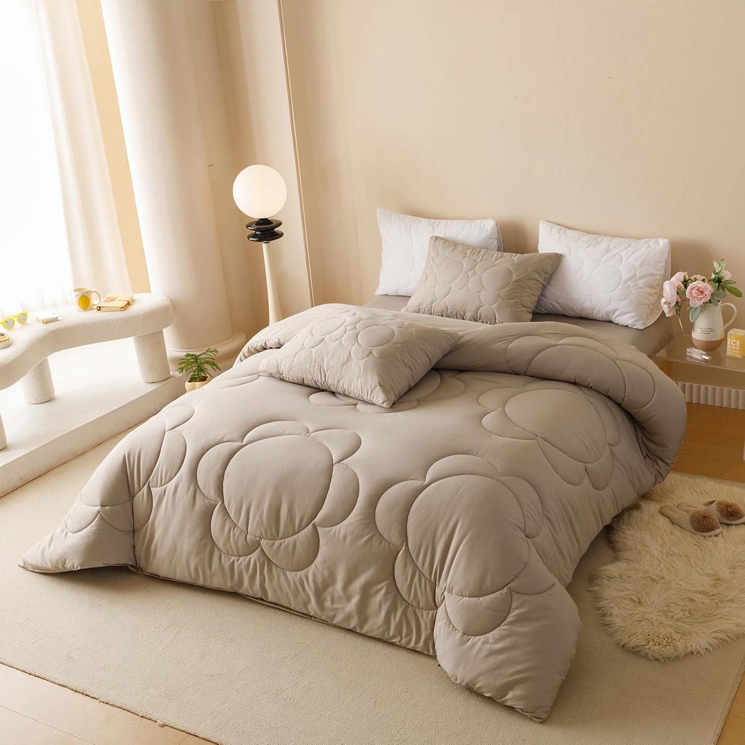 Juego de Edredón Luxlovery Reina 3 Pzs Microfibra Beige