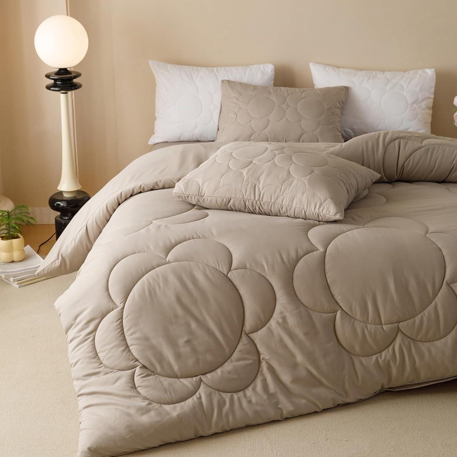 Juego de Edredón Luxlovery Reina 3 Pzs Microfibra Beige