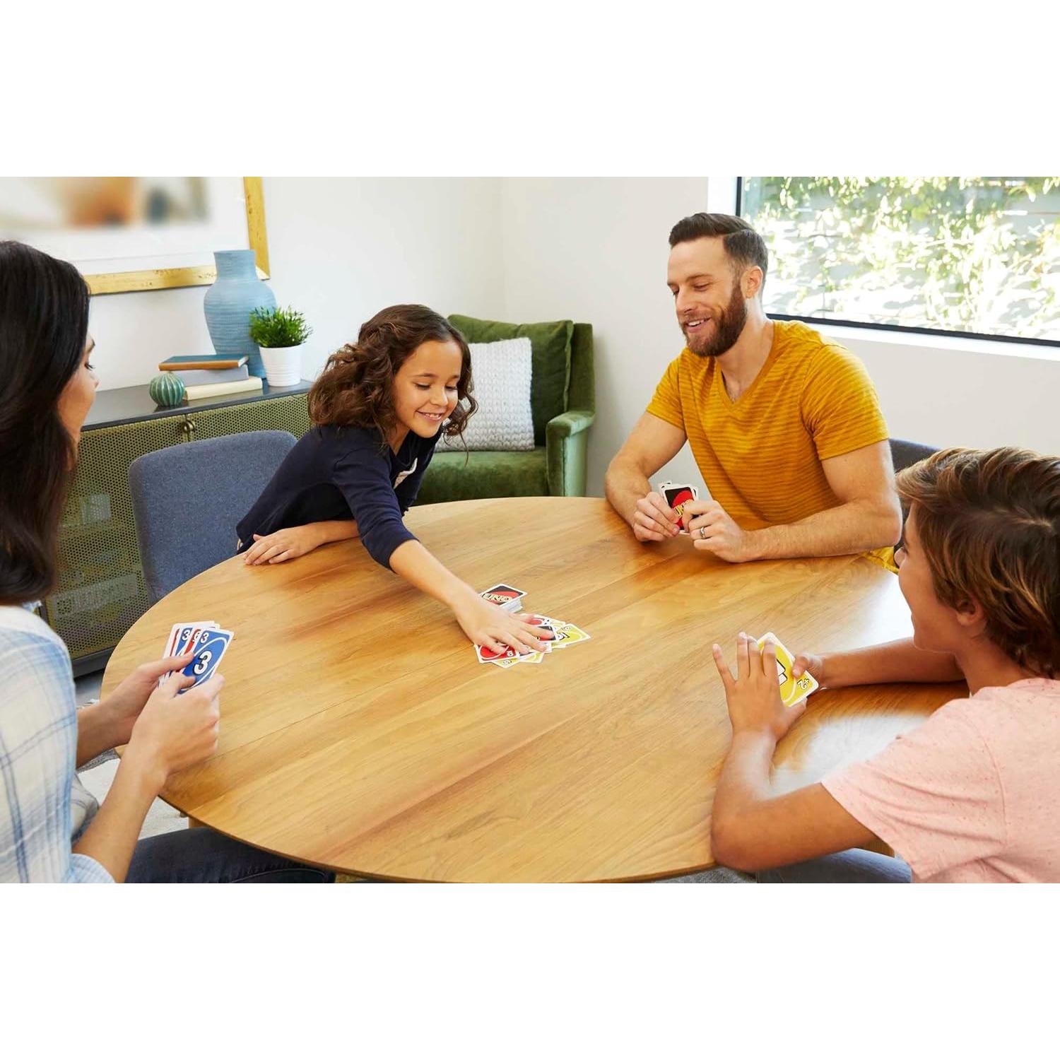 Juego de Cartas Mattel UNO, DOS y Skip-Bo en Estuche