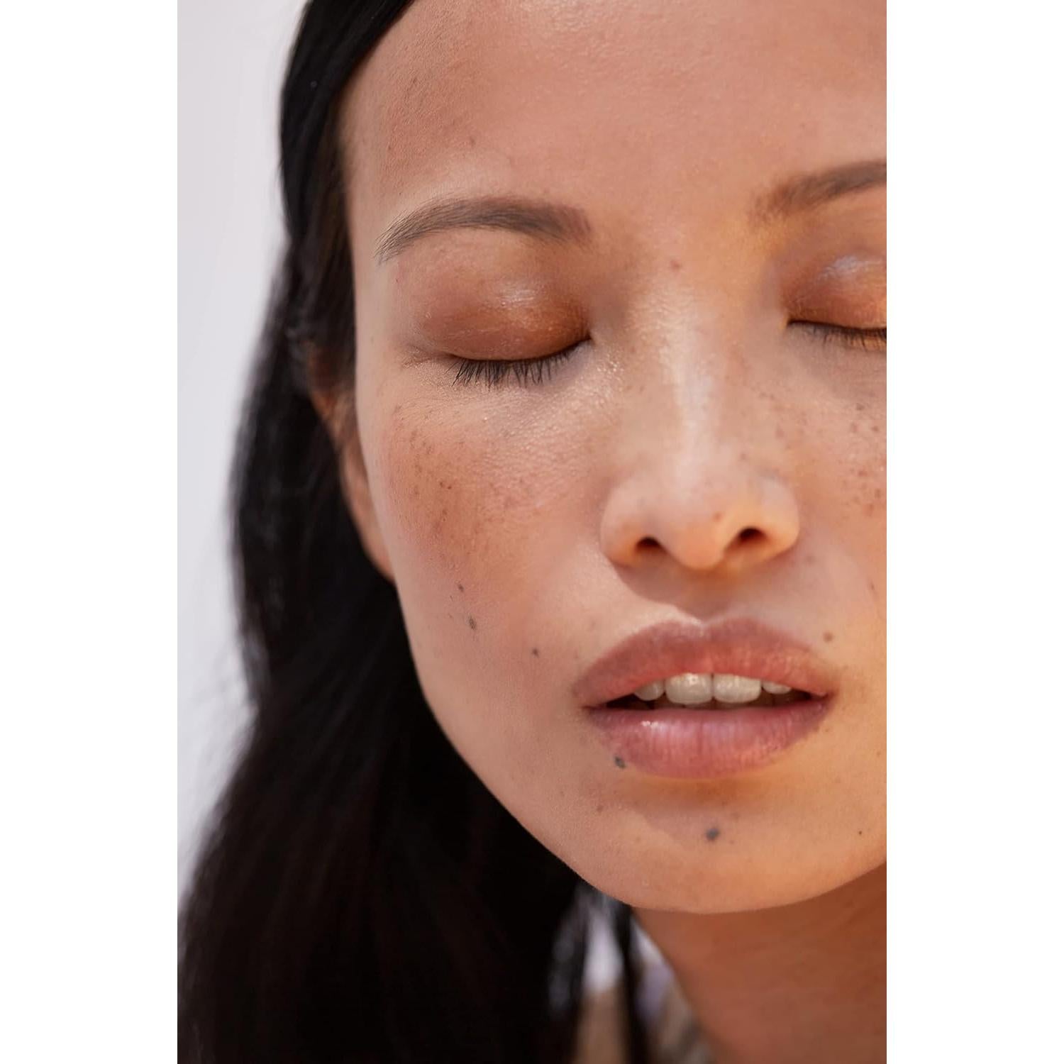 LATHER Limpiador Facial Espumoso de Seda de Bambú 118 ml - Piel Grasa