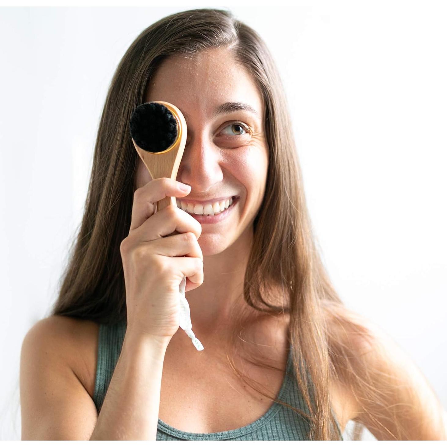 GranNaturals Cepillo Kabuki Facial de Bambú - Suave y Ecoamigable